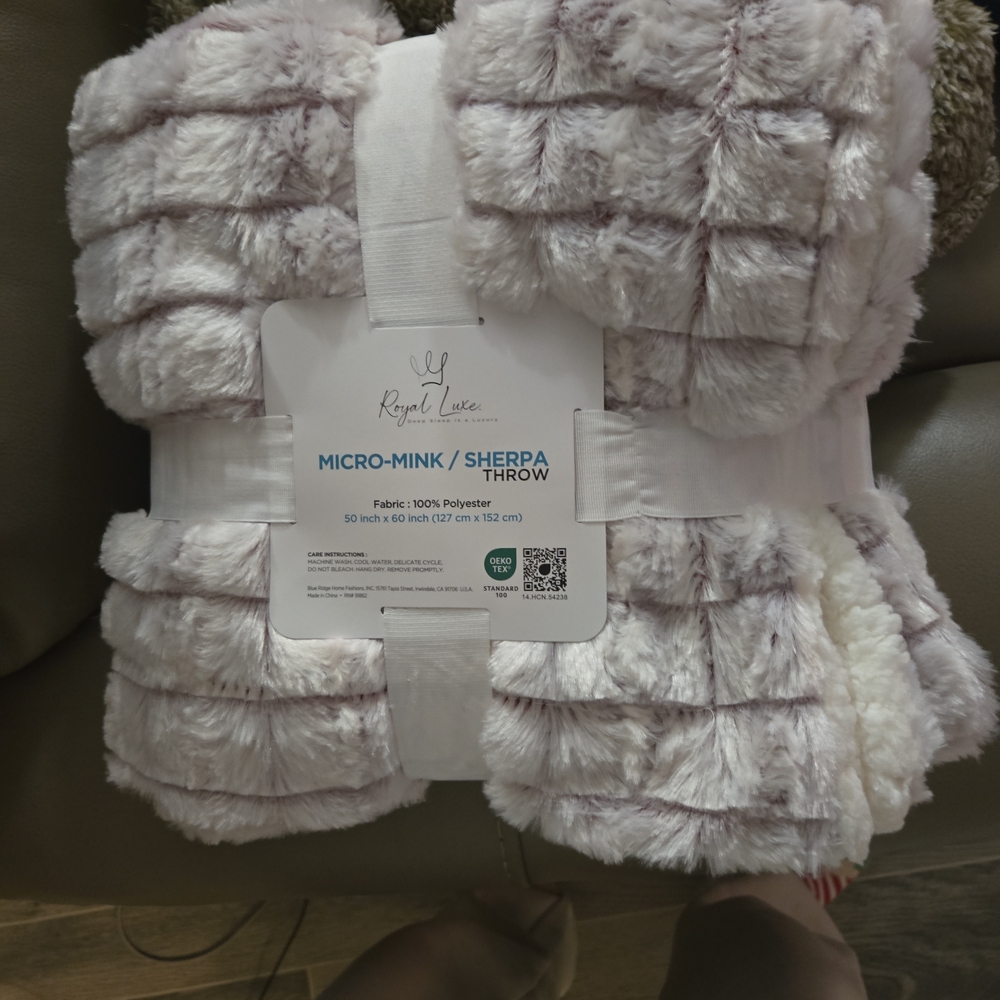 Royal Luxe Micro-Mink Sherpa Throw